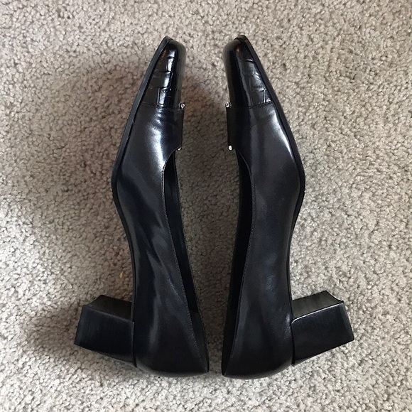 Etienne Aigner Reptile Embossed Black Patent Leather Block Heels, 8.5 N - Picture 5 of 10